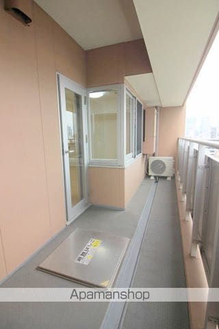 クロスレジデンス大阪新町の内装写真