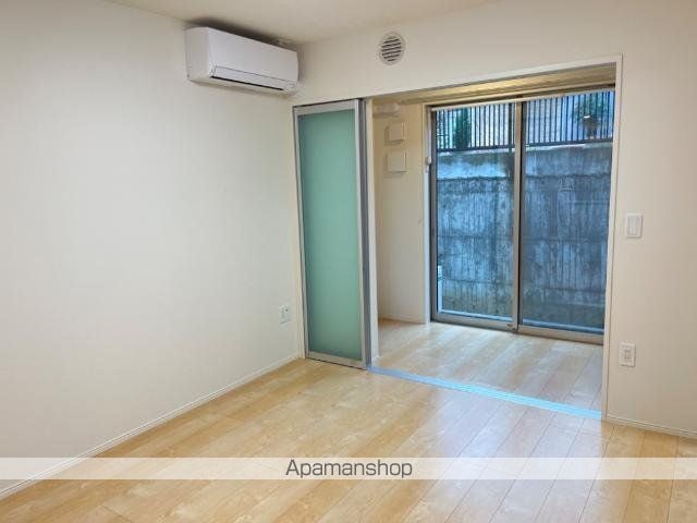 フロルトゥーナの内装写真