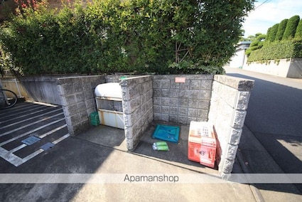 アウグーリオ[1LDK/52.3m2]の共用部1