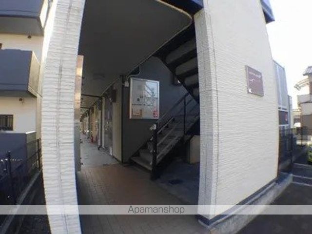 レオパレスフォンテーヌ高松の玄関写真
