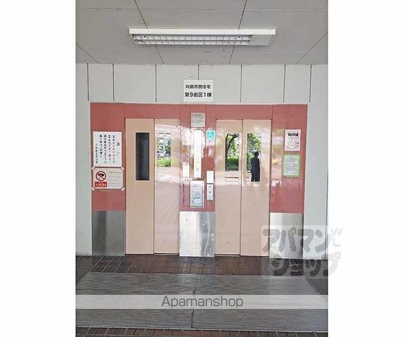 ベルヴィタウン京都伏見の玄関写真