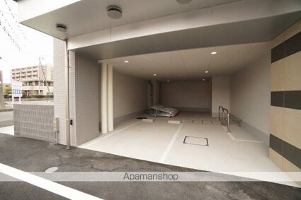 エヌステージジェイアール新白岡駅前[1K/22.48m2]の駐車場