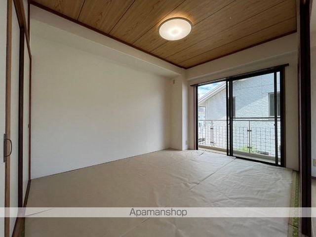 フラット新屋敷の内装写真