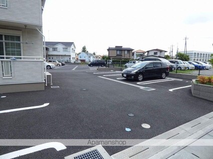 ポラリスⅡ[1LDK/46.09m2]の駐車場