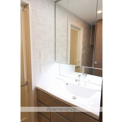 コンフォリア新宿[1LDK/40.2m2]の洗面所