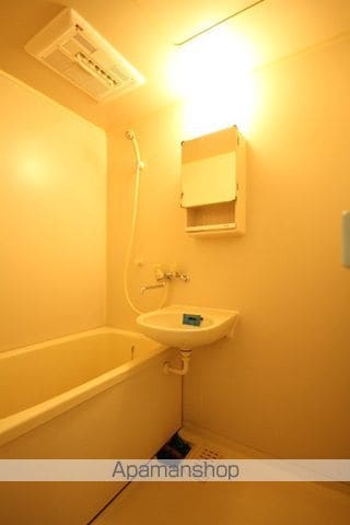 ミッションデルタの内装写真