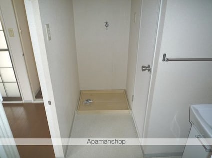 メゾン・ド・アルテミシアＣ棟[3DK/60.33m2]の洗面所1