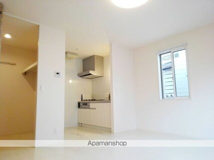 ブラウニーテラス[1R/32.8m2]のリビング・居間