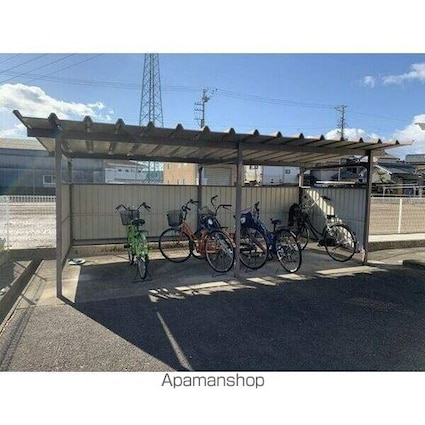 愛知県一宮市三ツ井６丁目[2DK/45.5m2]の共用部5