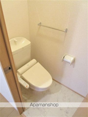 ゴウヒガシ ムジューの内装写真
