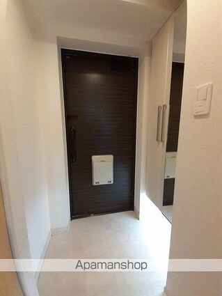 アプローズ[1K/30.27m2]の玄関