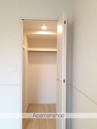 ロジュマン・ド・リラ[1LDK/44.02m2]の収納