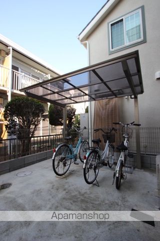 ベストナインイーストの玄関写真