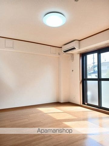 スカイマンションの内装写真