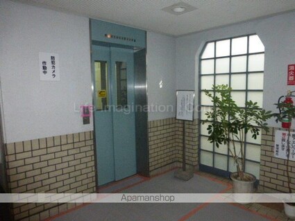 エバーグリーン鳰の浜[3LDK/72.46m2]の共用部1