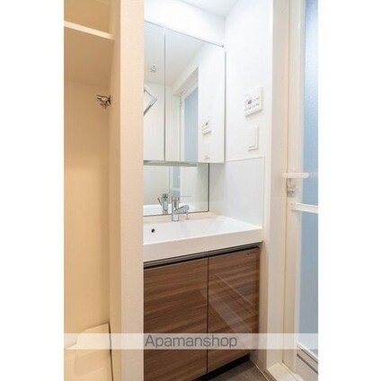 コンフォリア・リヴ新中野ＳＯＵＴＨ[1DK/25.96m2]の洗面所