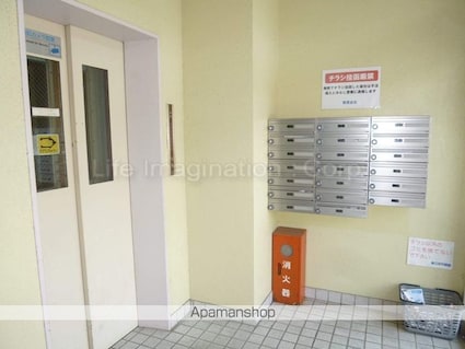 アトレＯＳマンション[2LDK/56.7m2]の共用部2