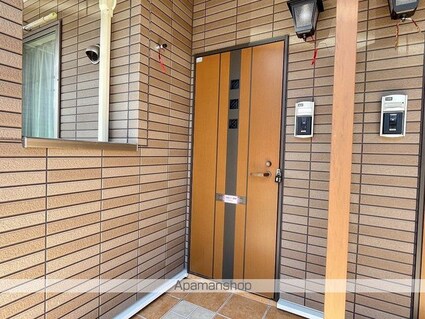 愛媛県四国中央市三島金子３丁目[2LDK/57.21m2]のエントランス2