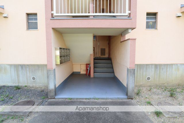 ビレッジハウス大淀1号棟の玄関写真