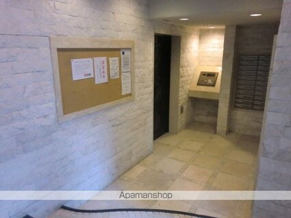 トーシンフェニックス落合駅前[1R/18.56m2]のエントランス4