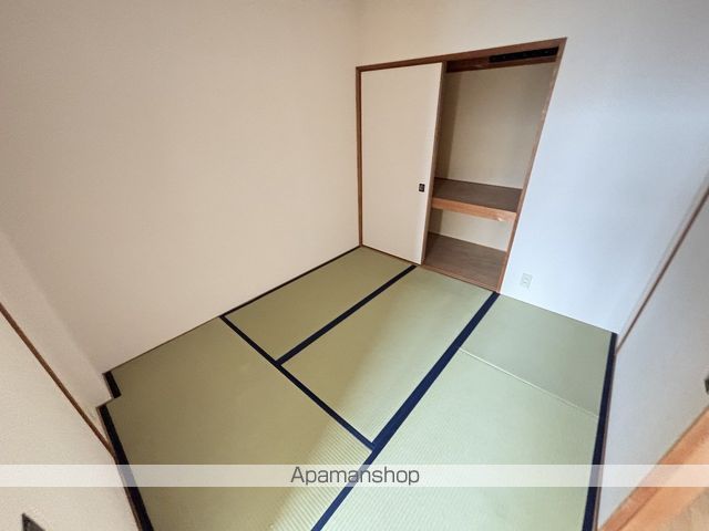本町ハイツタイプIの内装写真