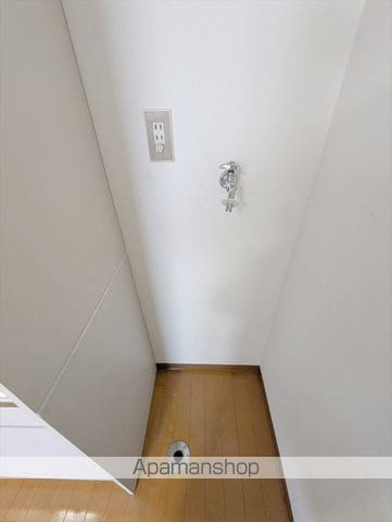 ヴィラ鶴新田 弐番館の内装写真