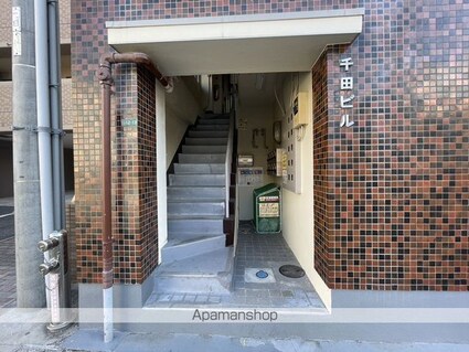 広島県広島市中区千田町３丁目[1K/25m2]のエントランス