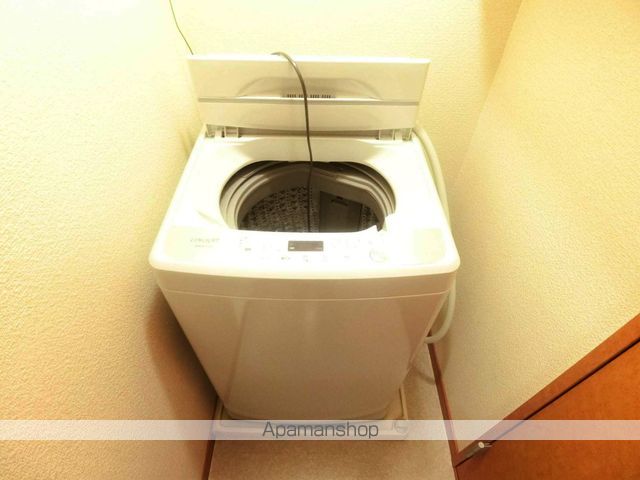 レオパレスかどやの内装写真
