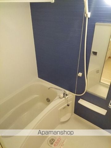 レトアIIの内装写真