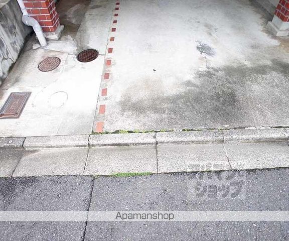 第一所マンションの玄関写真