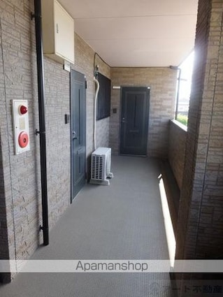 フォブール堀江ビーチ[2LDK/54.65m2]のエントランス1