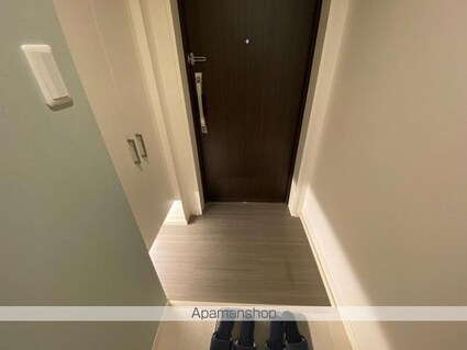 Ｕｒｂａｎ　Ｖｉｓｔａ　中央町[1R/33.48m2]の玄関