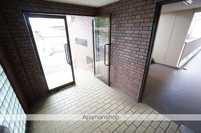 エルムマンションの玄関写真