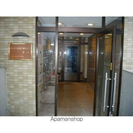 東京都新宿区新宿６丁目[1K/16.66m2]のエントランス