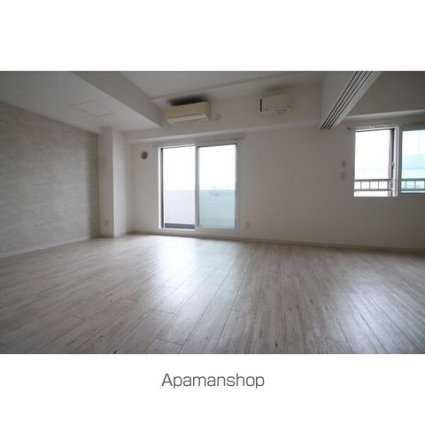 MODENA近代美術館の内装写真