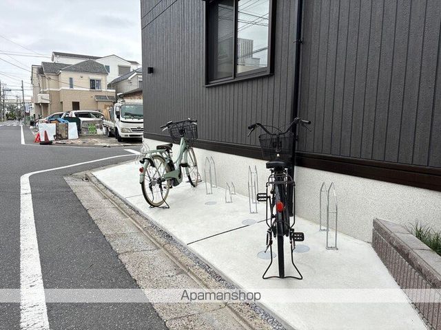 セレスティア南花畑IVの内装写真
