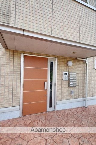 フルーナ・ガーデンの玄関写真