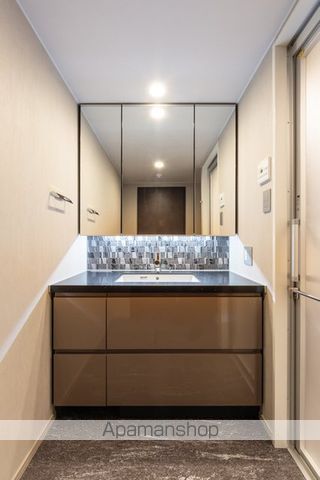 MOCXION PREMIUM四谷大京町の内装写真