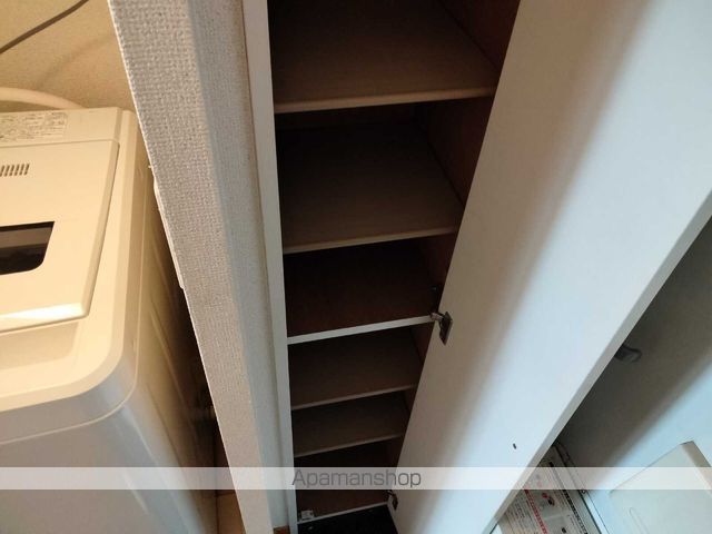 レオパレスのあの内装写真