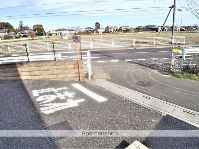 レオネクストウエストPΑの玄関写真