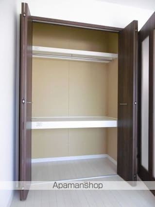 グランリアーレ荒井駅前[1K/23.8m2]の収納