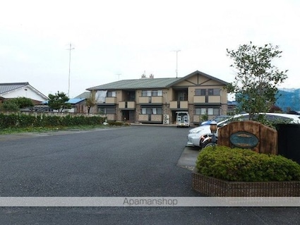 ヴィラージュ・ガーデン　ＡＢ[2LDK/55.44m2]の駐車場