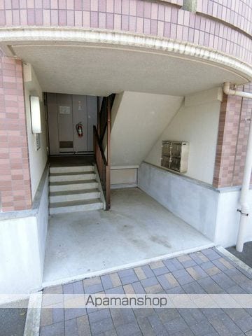 アルタ岡宮の玄関写真