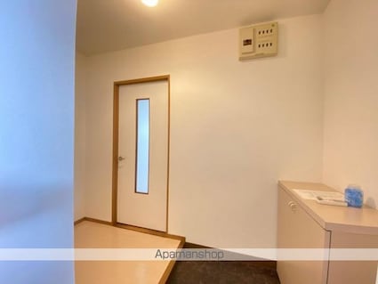 香川県高松市松縄町[3DK/55.06m2]の玄関