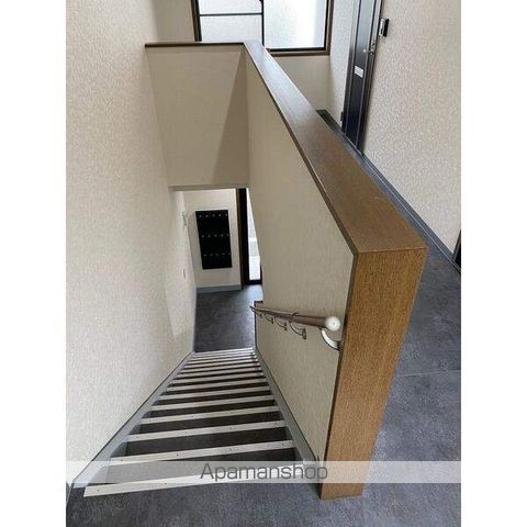 メゾン尾頭橋の内装写真