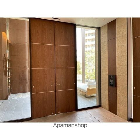 グランドメゾン上町台レジデンスタワーの外観写真