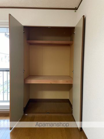 ドゥシェークハンドの内装写真