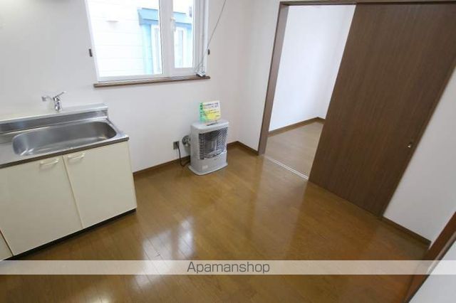 ロイヤルコート学園前の内装写真