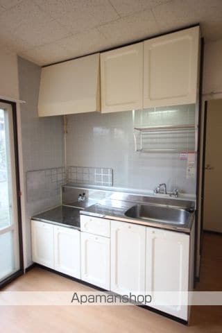 サンハイツ新井E棟の内装写真