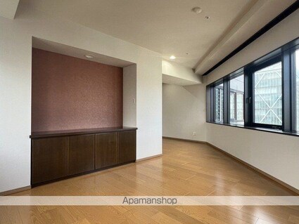 ＳｈｉｂａｕｒａＣｒｙｓｔａｌ　品川レジデンス[3LDK/121.37m2]のリビング・居間5